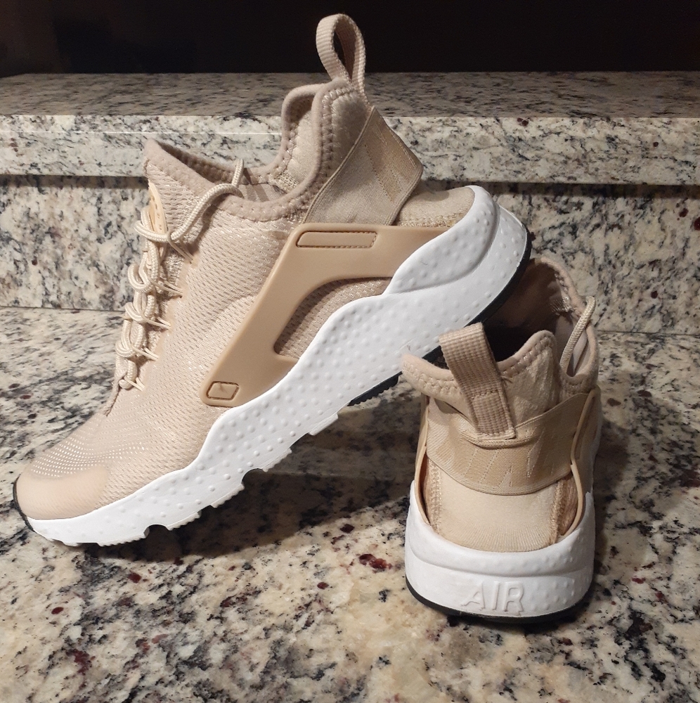 Women's Nike Huarache